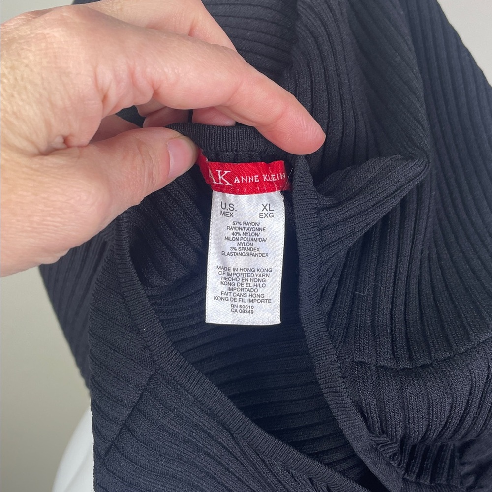 Anne Klein Ribbed Top Funky Texture Black - Picture 7 of 7